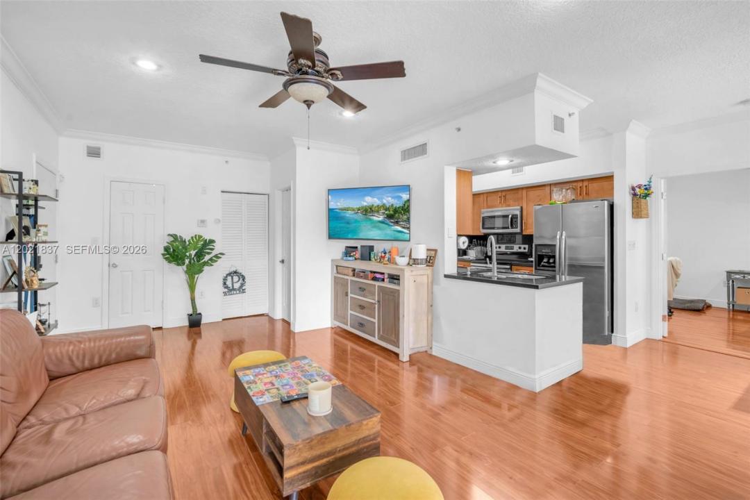 11650 SW 2nd St 16303, Pembroke Pines, Floride 33025, États-Unis