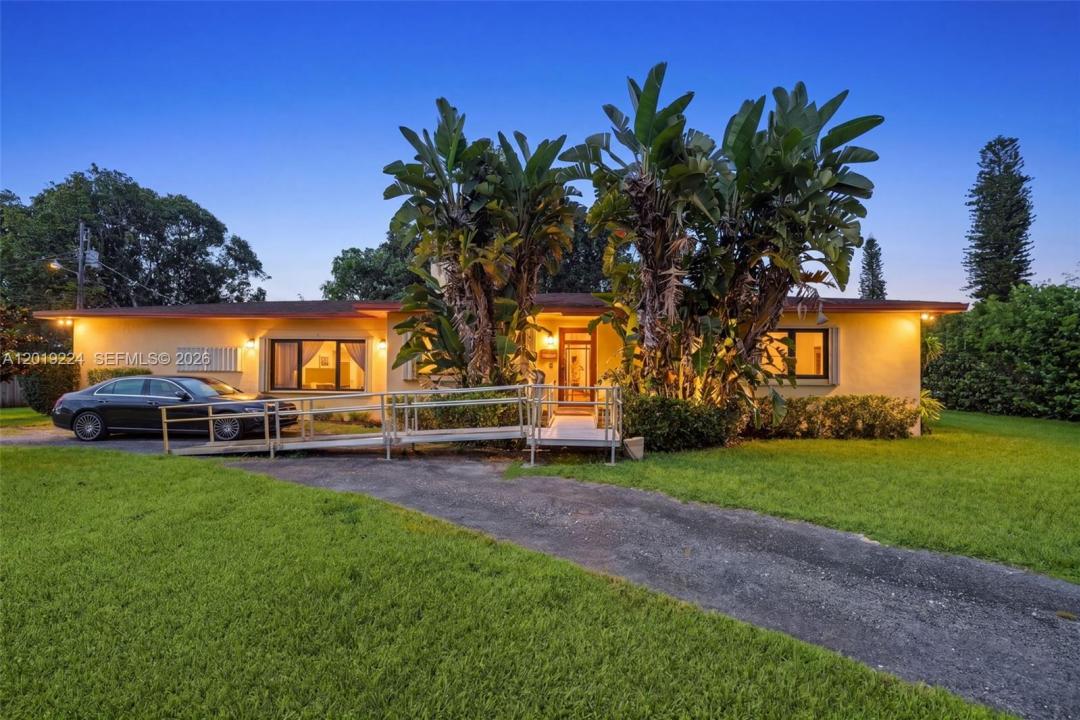 511 Dunad Ave, Opa-Locka, Florida 33054