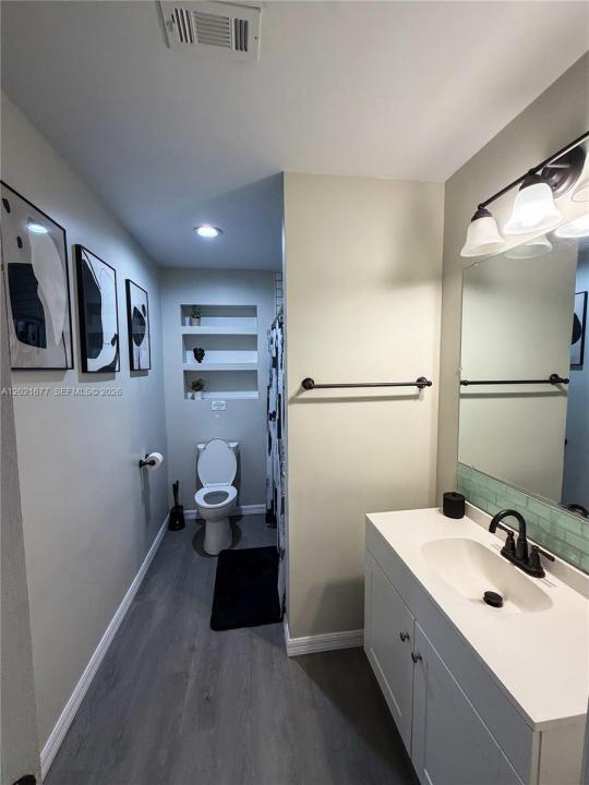 370 Hand Ave, Floryda 32174, USA