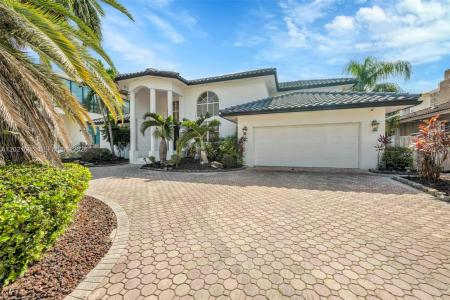 2940 NE 164th St, North Miami Beach, Floride 33160, États-Unis