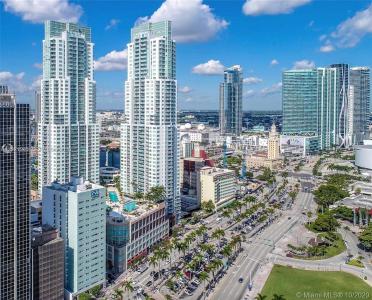 253 NE 2nd St 217, Miami, Florida 33132, USA