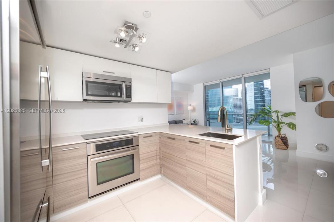1300 Brickell Bay Dr 1601, Miami, Floride 33131, États-Unis