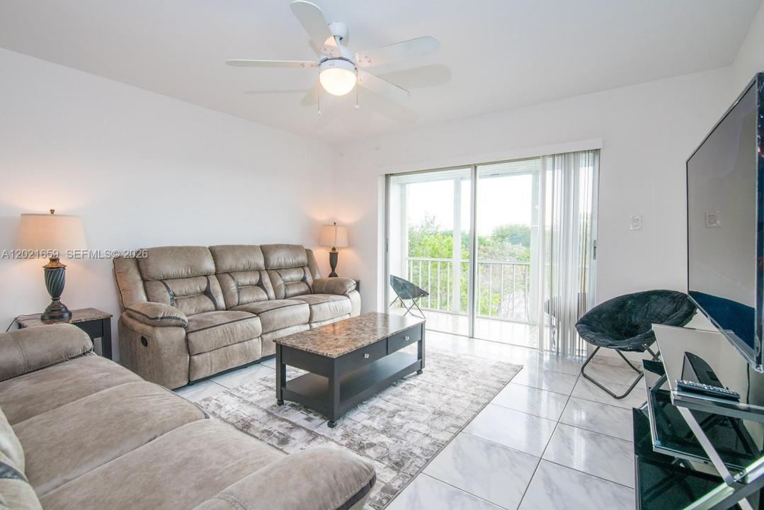 4650 Washington St 502, Hollywood, Floride 33021, États-Unis