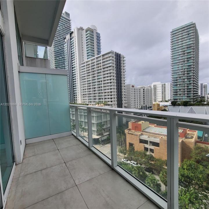 1080 Brickell Ave 1101, Miami, Floryda 33131, USA
