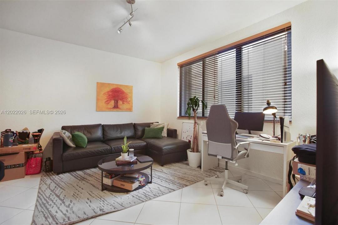 540 Brickell Key Dr 308, Miami, Флорида 33131, Соединенные Штаты