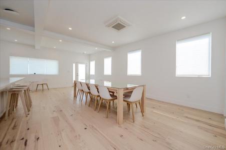 2105 Bay Boulevard, Hempstead, Nova Iorque 11509, Estados Unidos