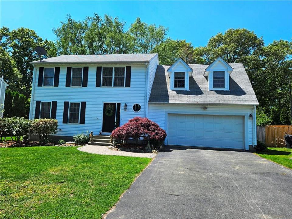 190 Arnolds Neck Drive, Warwick, Rhode Island 02886, USA