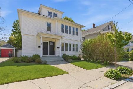 22 Taft Avenue 1, Providence, Rhode Island 02906, USA