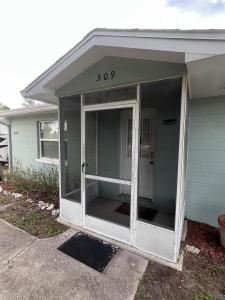 509 S Mccall Road, Englewood, Florida 34223, USA