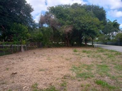 2410 NW 167 St, Miami Gardens, Floride 33056, États-Unis