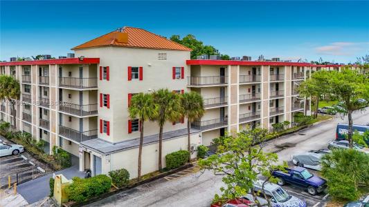 3000 NW 48th Ter 126, Lauderdale Lakes, Florida 33313, USA