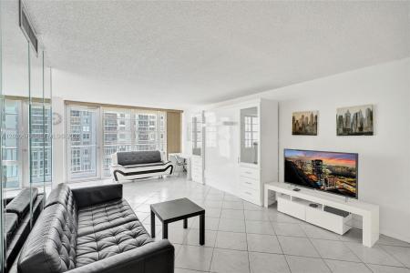 231 174th St 1611, Sunny Isles Beach, Florida 33160, USA