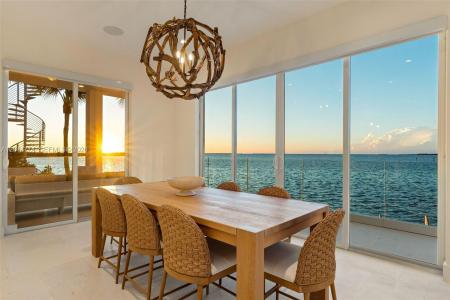 142 Guilford Ct, Tavernier, Флорида 33070, Соединенные Штаты