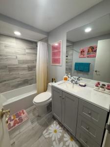 1810 SW 81st Ave 2215, North Lauderdale, Florida 33068, USA
