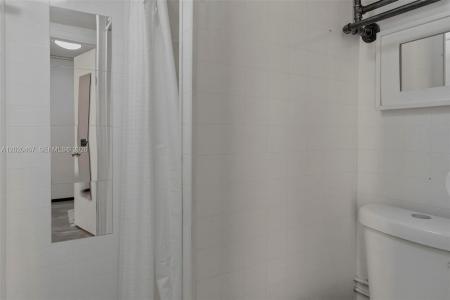 1773 Blount Rd 311, Pompano Beach, Florida 33069, USA