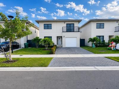 1312 NW 3rd St 1312, Florida City, Florida 33034, Stati Uniti