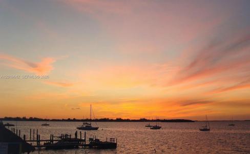 8 Ocean View Blvd, Key Largo, Флорида 33037, Соединенные Штаты