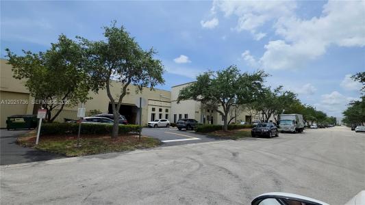 10420 NW 37th Ter, Doral, Florida 33178, Stati Uniti