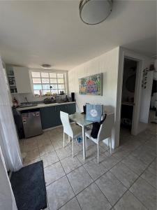 172 Valois Blvd, Key Largo, Florida 33037, USA