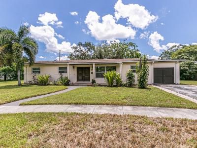 870 NE 182nd St, North Miami Beach, Florida 33162, USA