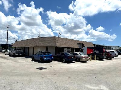 2355 NW 30th Street, Oakland Park, Florida