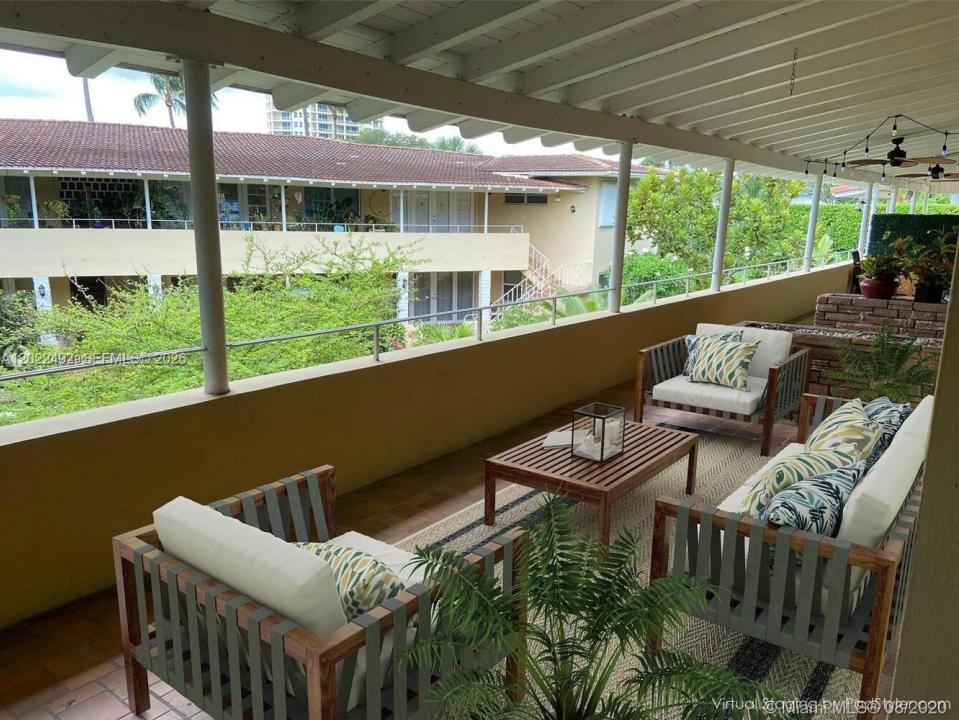 30 Park Dr 16, Bal Harbour, Floride 33154, États-Unis