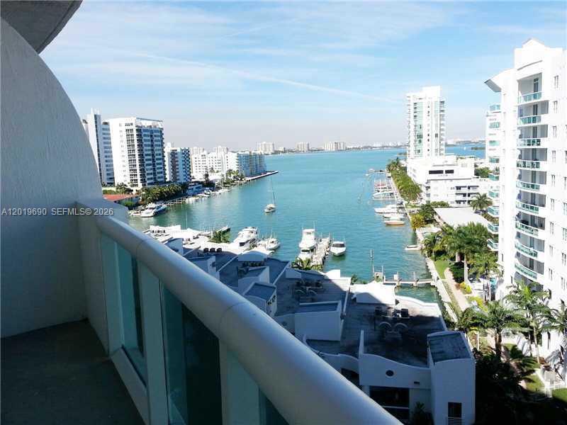 7900 Harbor Island Dr 1010, North Bay Village, Florida 33141, USA
