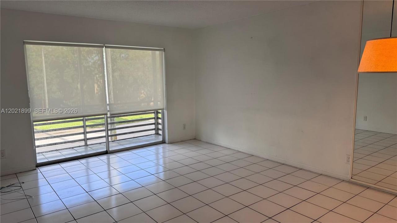 20201 NE 29th Ct D214, Aventura, Floride 33180, États-Unis