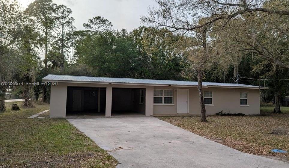 660 S MISSOURI ST, La Belle, Floride 33935, États-Unis