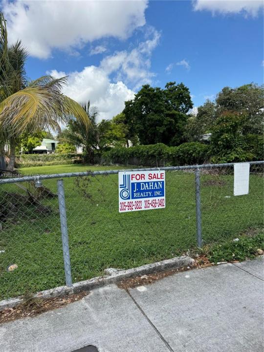 2630 NW 22nd Ct, Miami, Florida 33142, Stati Uniti
