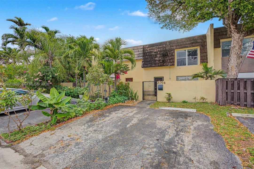 3764 SW 60th Ter 15, Davie, Florida 33314, Stati Uniti
