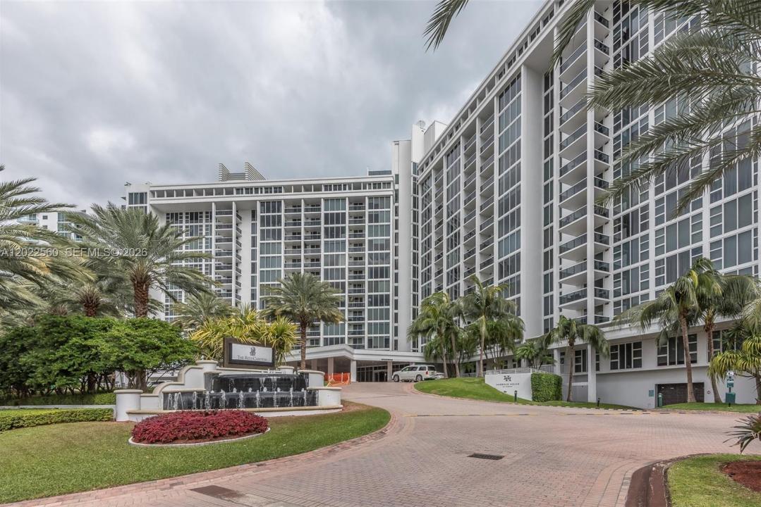 10275 Collins Ave 706, Bal Harbour, Florida 33154, USA
