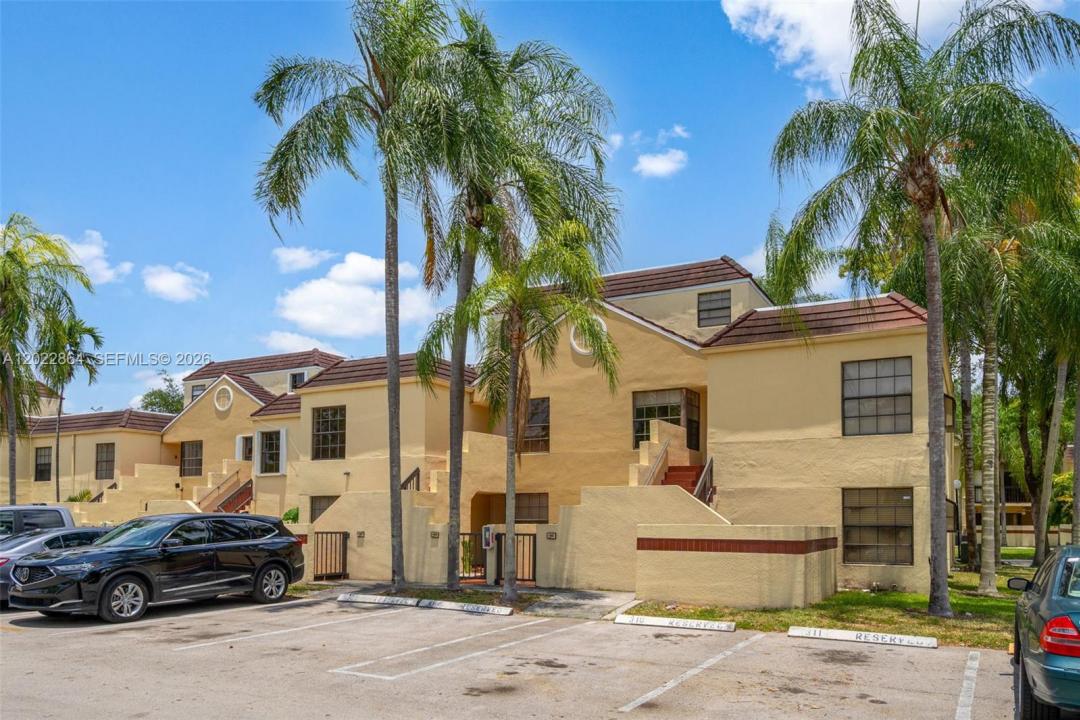 12927 SW 88th Ln A205, Miami, Florida 33186, Stati Uniti