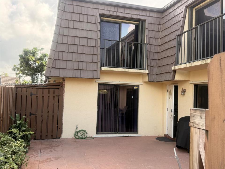 964 Springdale Cir, Palm Springs, Flórida 33461, Estados Unidos