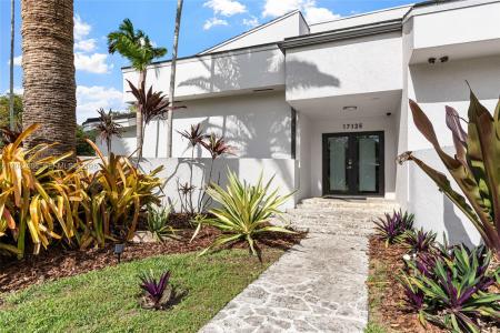 17125 SW 80th Ct, Palmetto Bay, Florida 33157