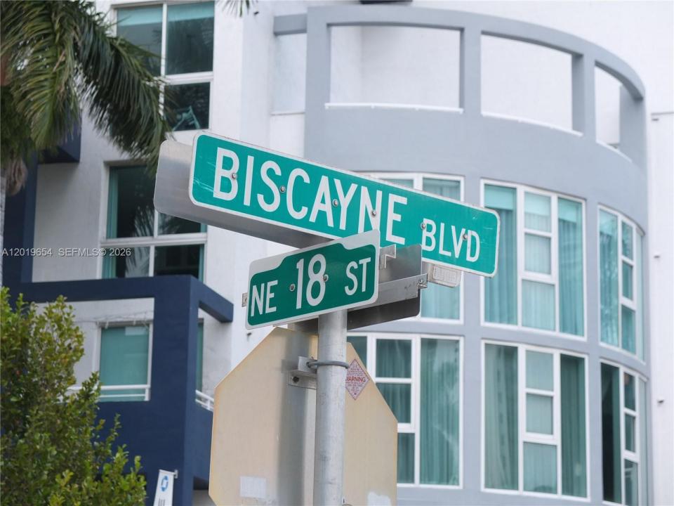 275 NE 18th St 1101, Miami, Floride 33132, États-Unis
