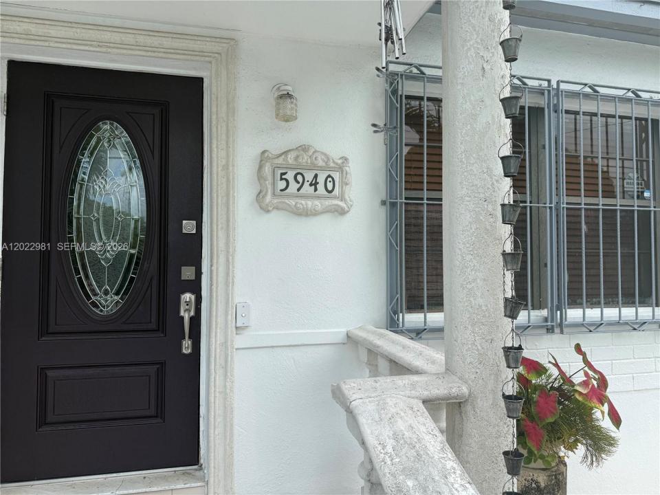 5940 SW 2nd St, Miami, Flórida 33144, Estados Unidos