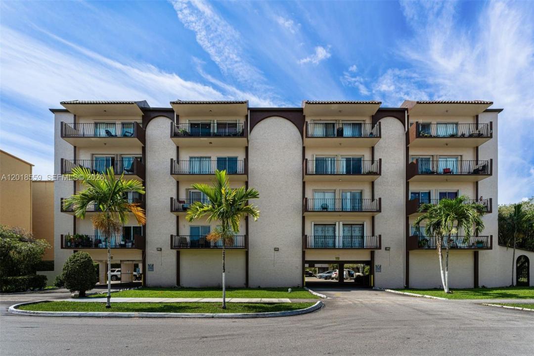 1950 W 54th St 406, Hialeah, 플로리다 33012, 미국