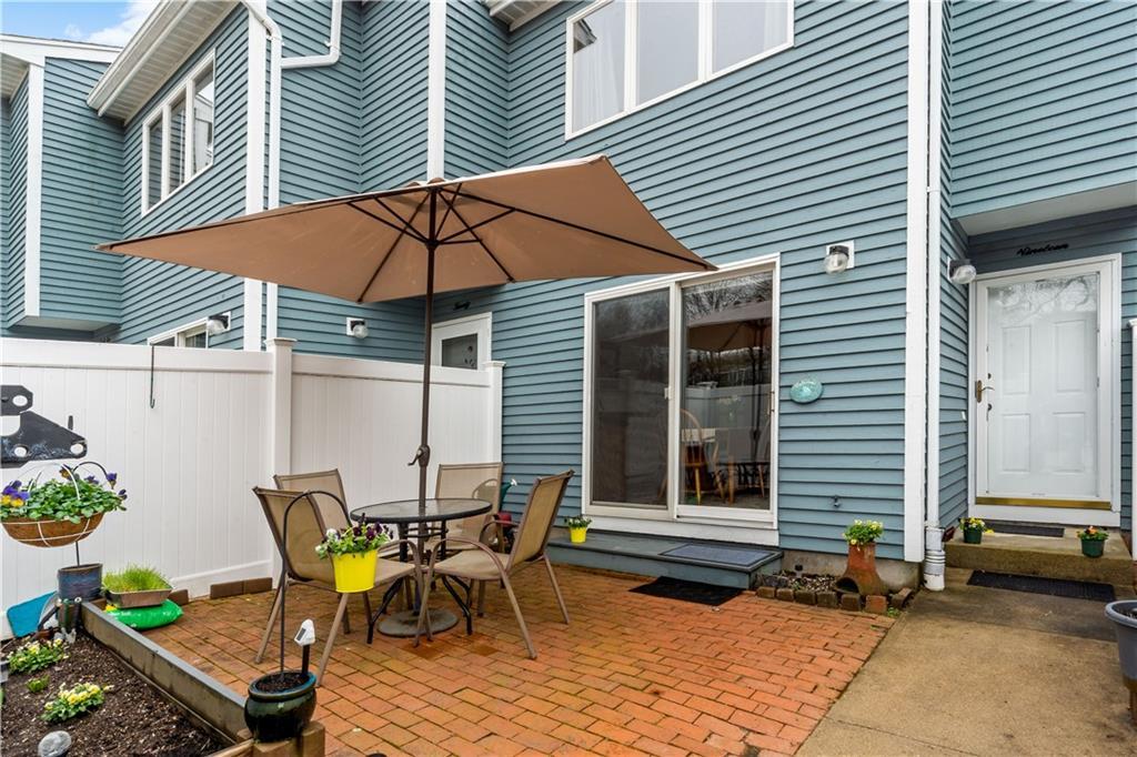 50 South Bay Drive 19, Narragansett, Rhode Island 02882, USA