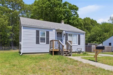 53 Norfolk Road, Warwick, Rhode Island 02886, USA