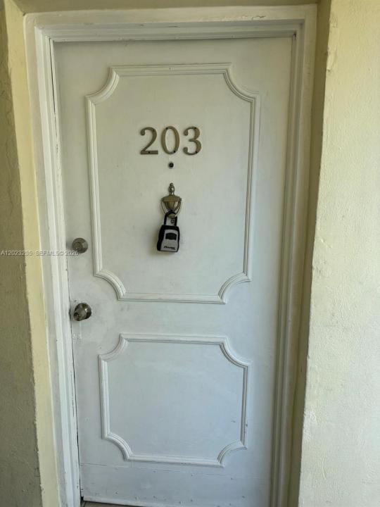 3050 S Dixie Hwy 203, Miami, Floride 33133, États-Unis