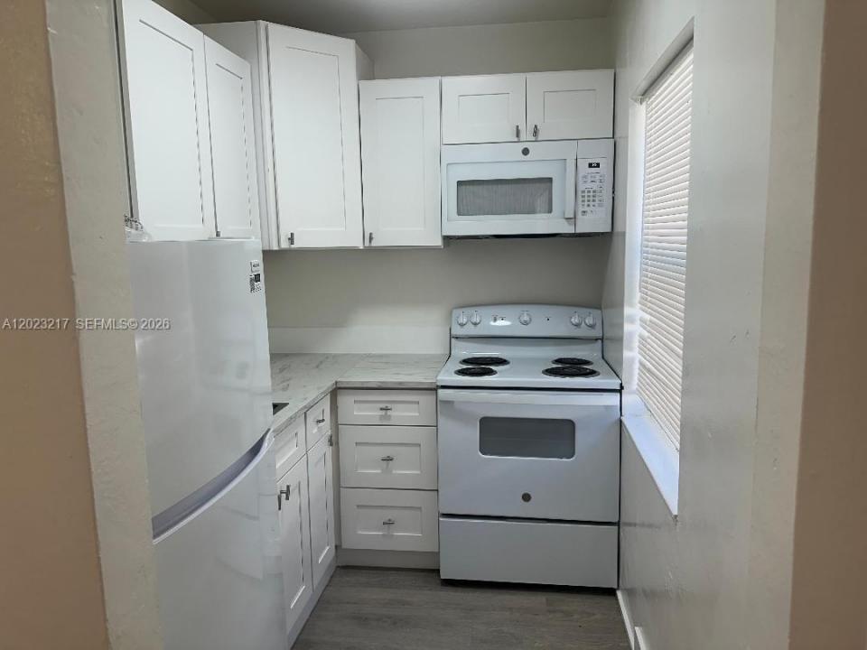 1956 Lincoln St 5, Hollywood, Florida 33020, USA