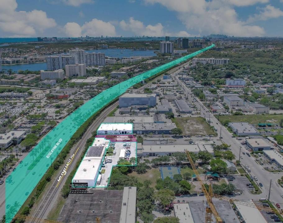 2660 NE 189th St, Miami, Florida 33180