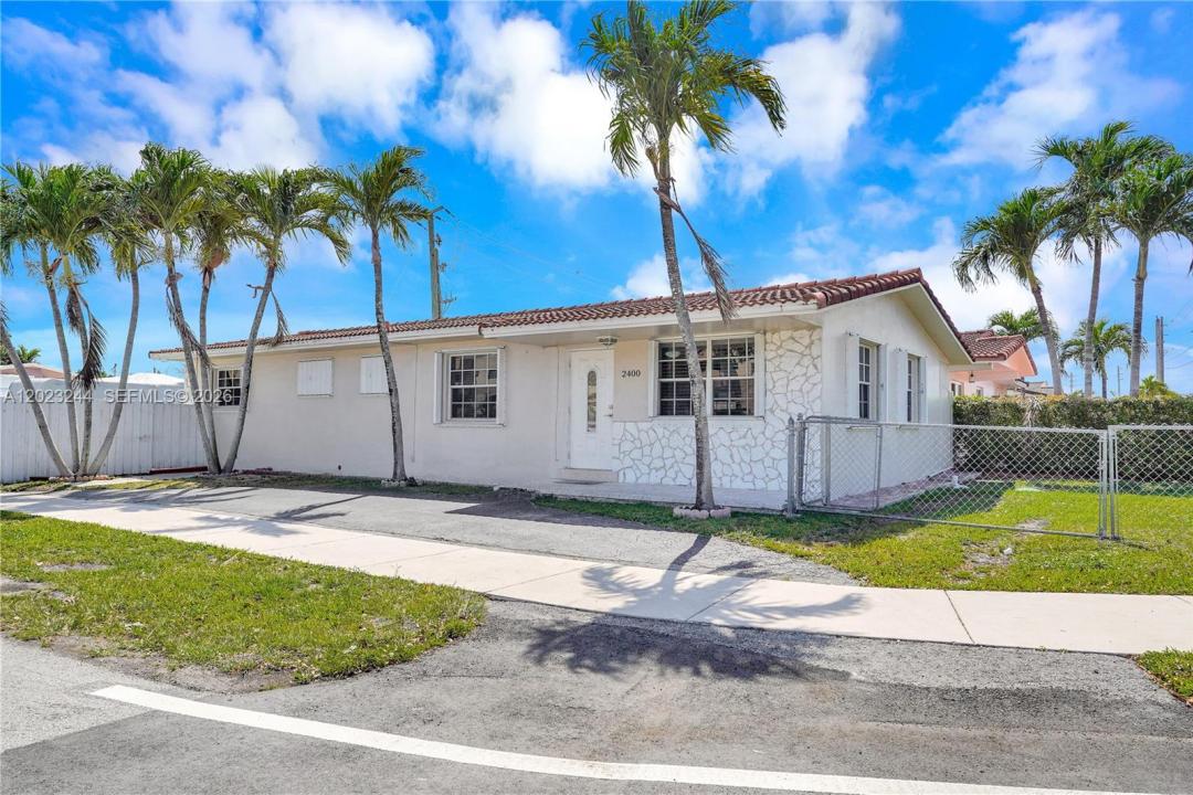2400 SW 103rd Ct, Miami, Floride 33165, États-Unis