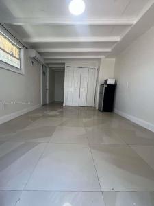 1629 NE 177 ST 2, Miami, Floride 33162, États-Unis