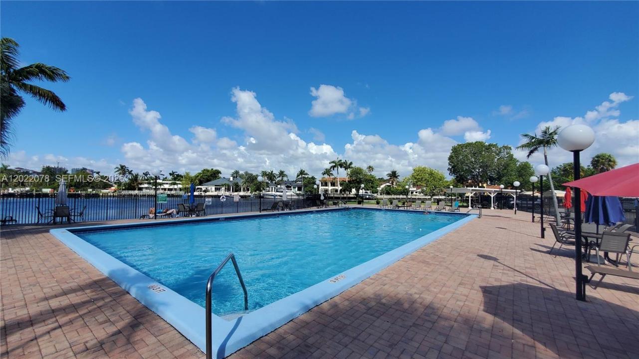 801 Three Islands Blvd 109, Hallandale Beach, Florida 33009, USA