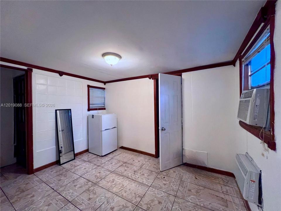 Miami, Florida 33167, Stati Uniti