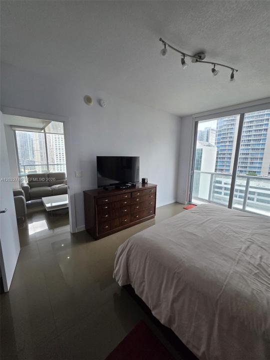 1060 Brickell Ave 2201, Miami, Florida 33131, USA