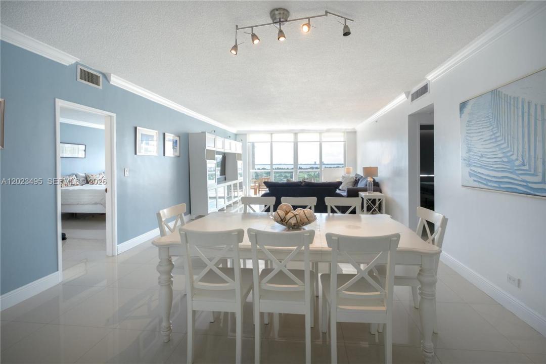 5601 Collins Ave 1420, Miami Beach, Florida 33140, Stati Uniti