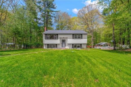101 Augsburg Drive, Attleboro, Massachusetts 02703, USA